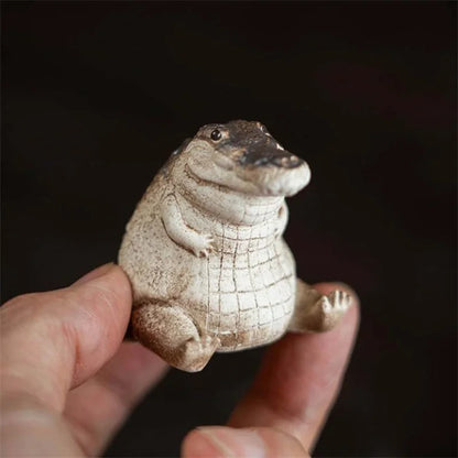 Tea Pet Fine Workmanship Delicate Simulated Decorative Purple Clay Handmade Fat Crocodile Cute Tea Figurine Household Supply